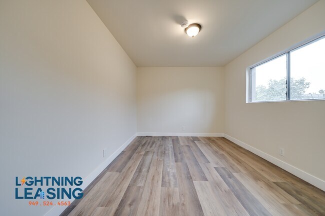 Building Photo - 3845 Gibraltar Ave