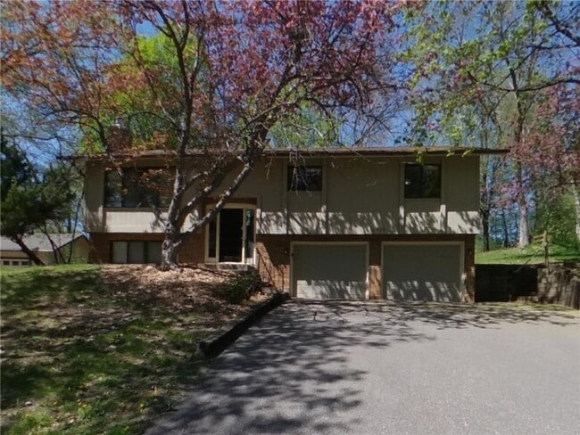 Primary Photo - 10830 34th Ave N
