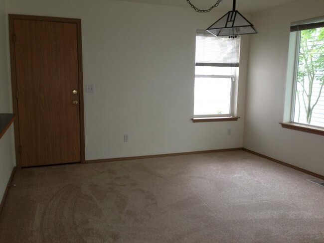 Dining room - 1449 Rooklidge St