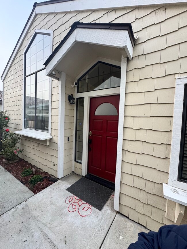 Building Photo - 1166 Fox Hollow Ct