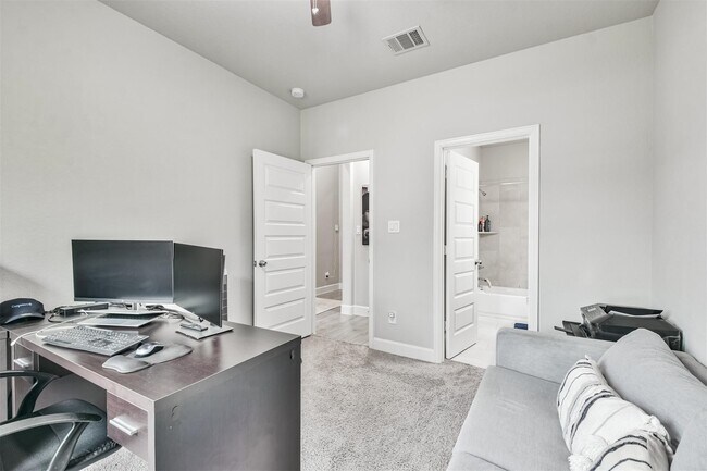 Building Photo - 15018 Concho River Wy