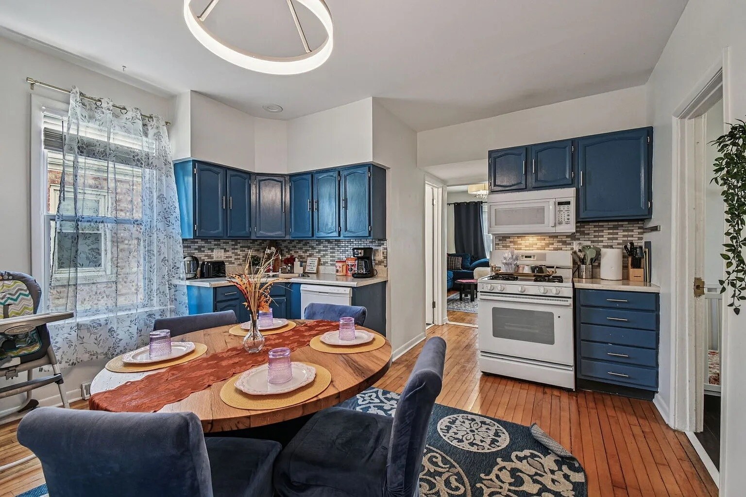 Building Photo - 5017 N Meade Ave