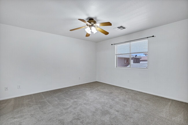 Building Photo - 10132 E Isleta Ave