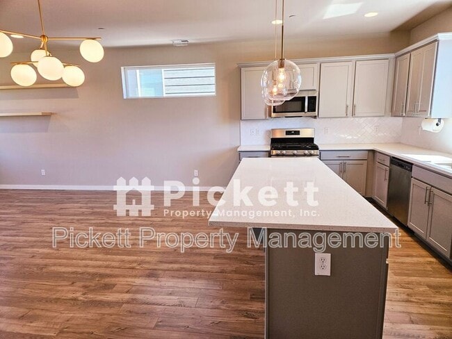 Building Photo - 2512 Zeeden Way