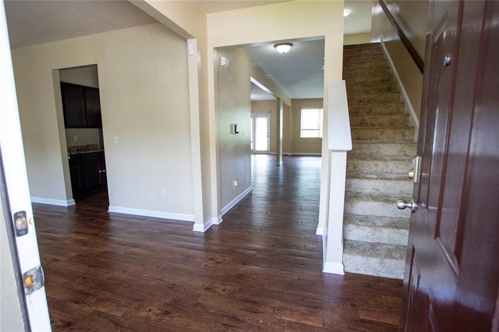 Building Photo - 141 Westin Way
