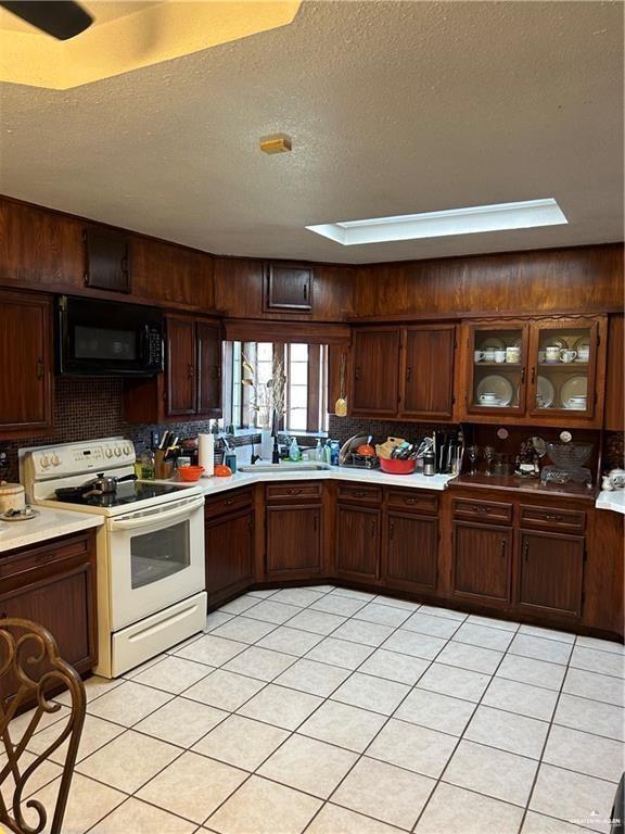 Building Photo - 18 Minnesota Rd