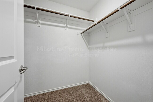 Building Photo - 3311 Brookstone Dr