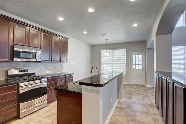 Building Photo - 12331 Crescent Mountain Ln