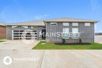 Building Photo - 11220 Paradise In Dr