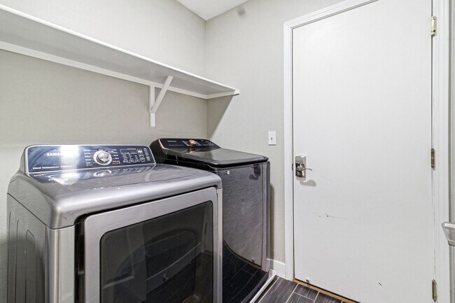 Building Photo - Corner Lot 3 Bed, 2 Bath Retreat with RV Parking, Solar & Backyard Fire Pit Vibes