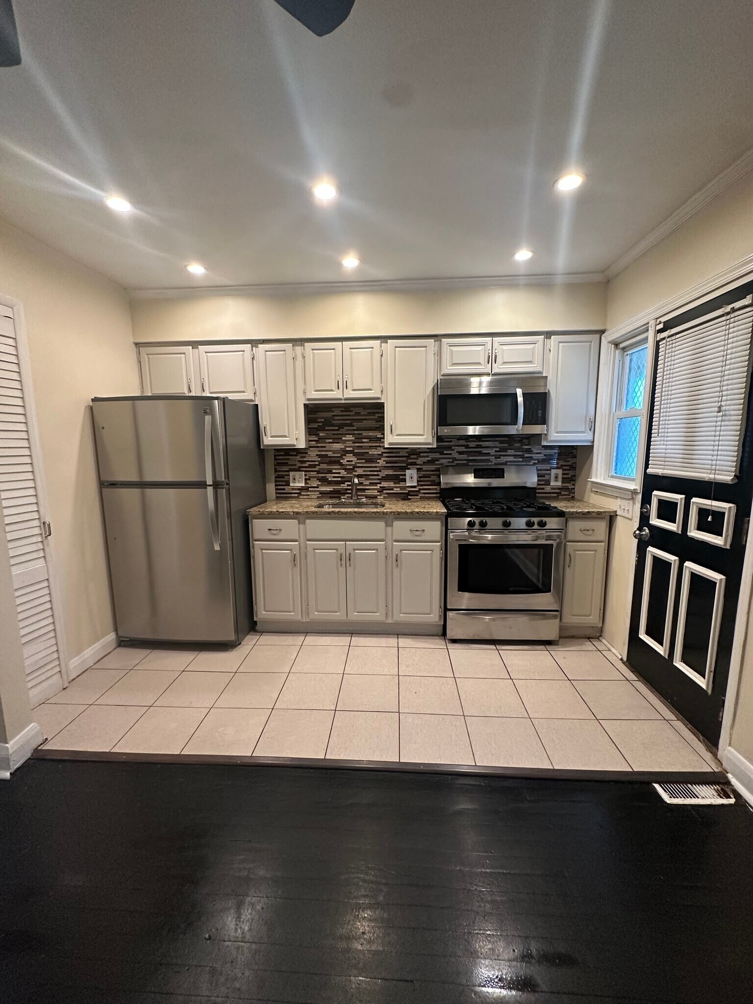 Building Photo - 2824 Edgecombe Cir S