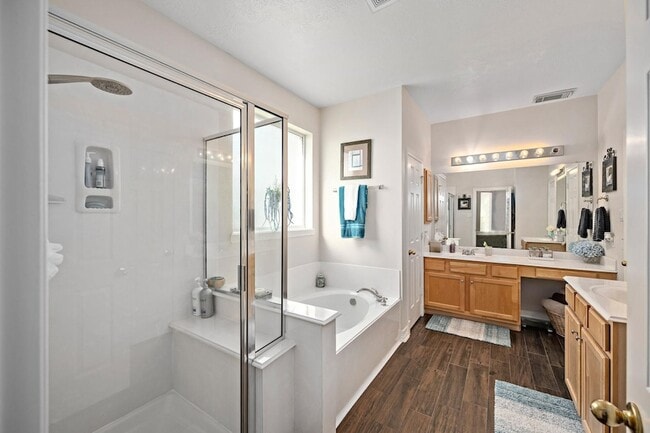 Building Photo - 11506 Aucuba Ln