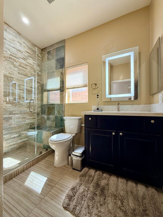 Building Photo - Welcome to this stunning 5-bedroom, 3-bath home located in the desirable Estates of Wigwam Ranch ...