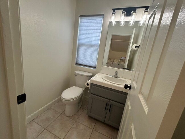 Building Photo - Charming Renovated Home in Vista, CA – Cul...