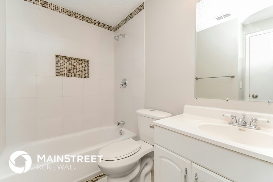 Building Photo - 11848 Minford Cir S