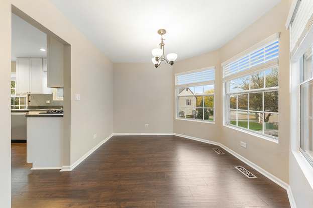 Building Photo - 420 Ascot Ln