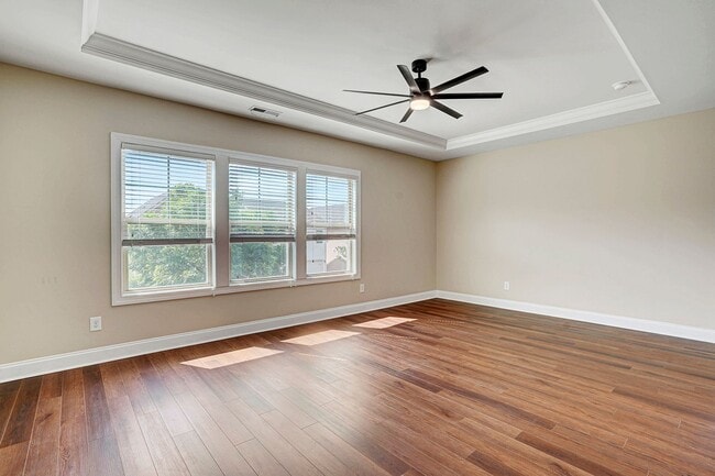 Building Photo - AVAILABLE NOW!-BUNGALOW STYLE HOME IN MORRISVILLE