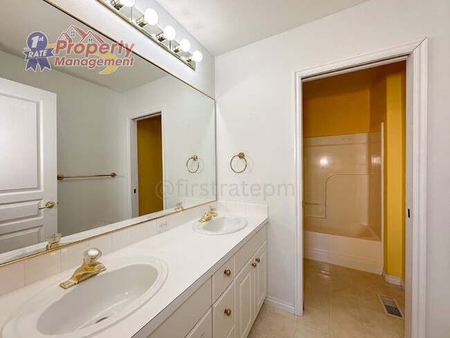 Building Photo - 13232 W Annabrook Dr