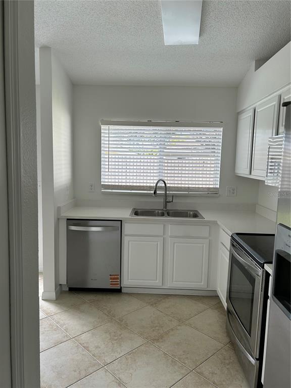 Building Photo - 1515 Silktree Ct