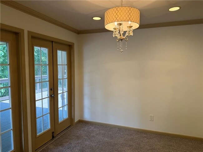 Building Photo - 412 Hickory Walk