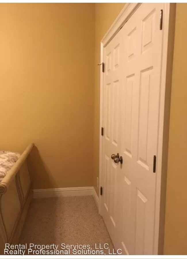 Building Photo - 4 br, 3.5 bath House - 8312 Chadburn Crossing