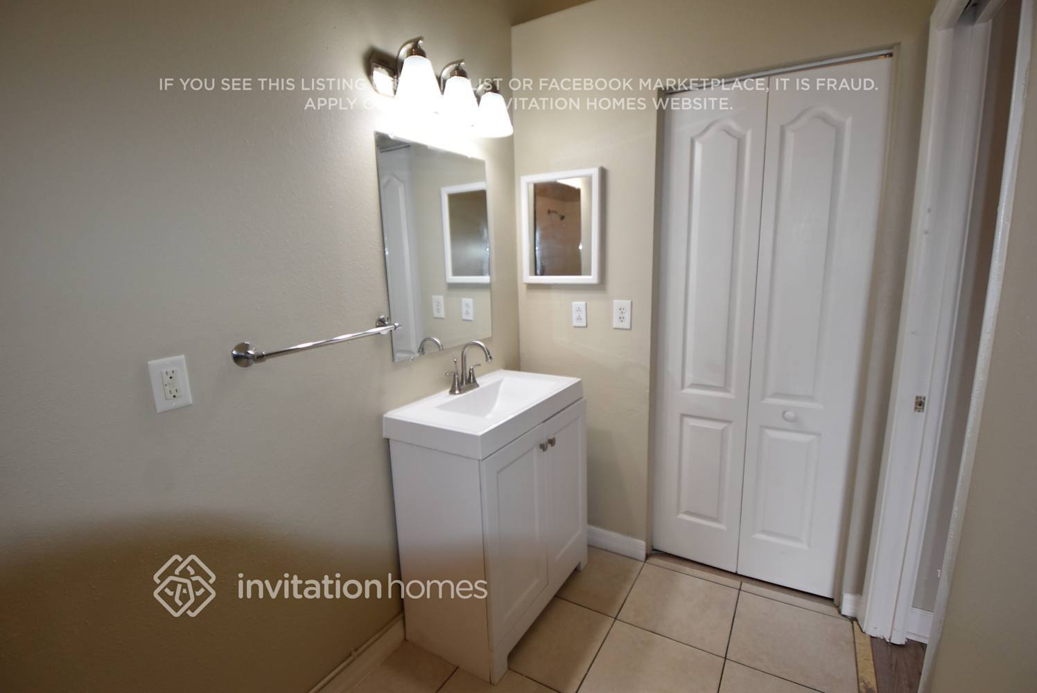 Building Photo - 1003 Pinehaven Ct