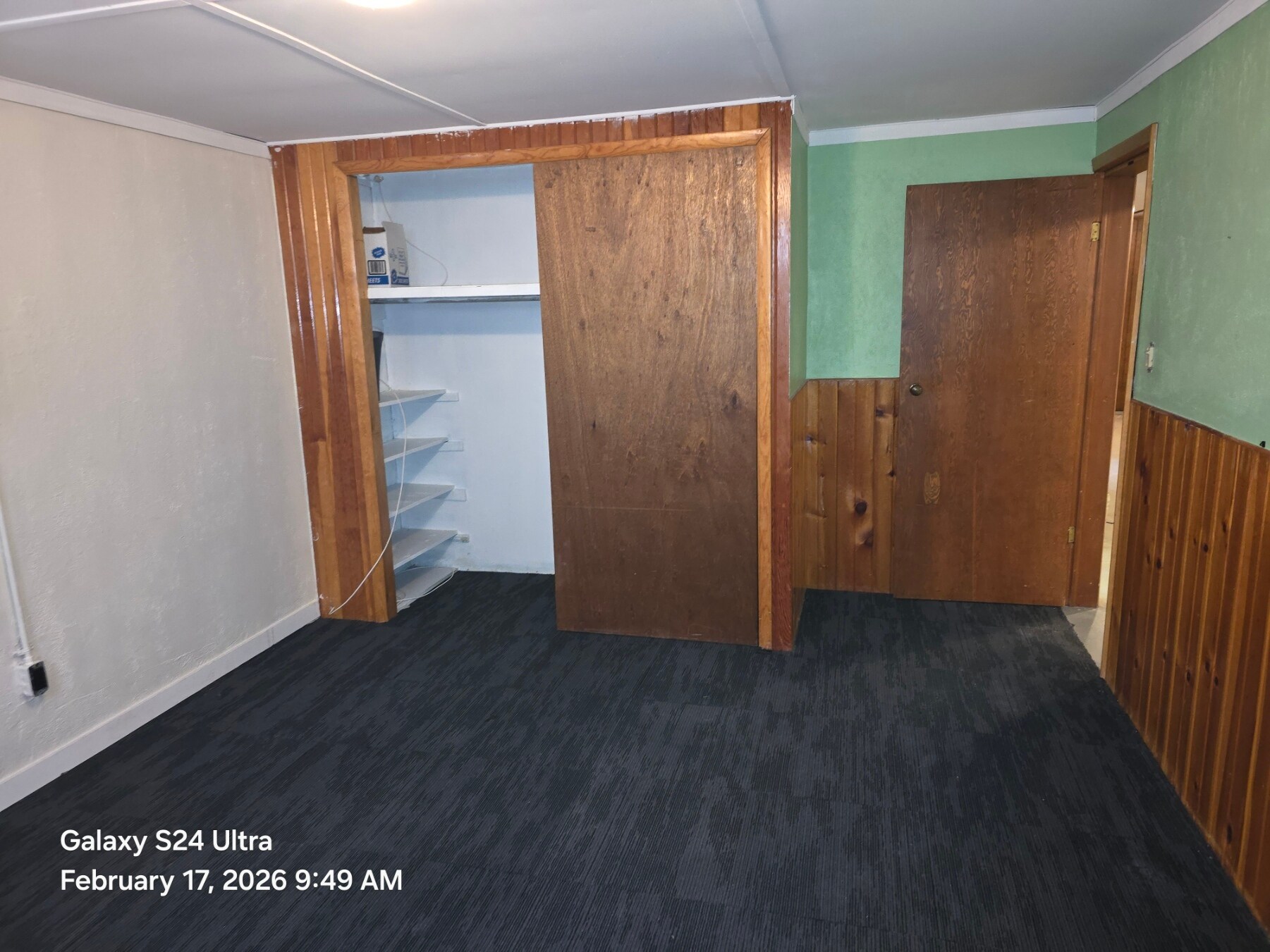 Building Photo - 521 Monroe St