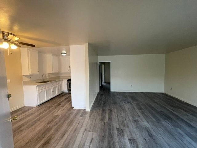 Building Photo - 10381 Pradera Ave
