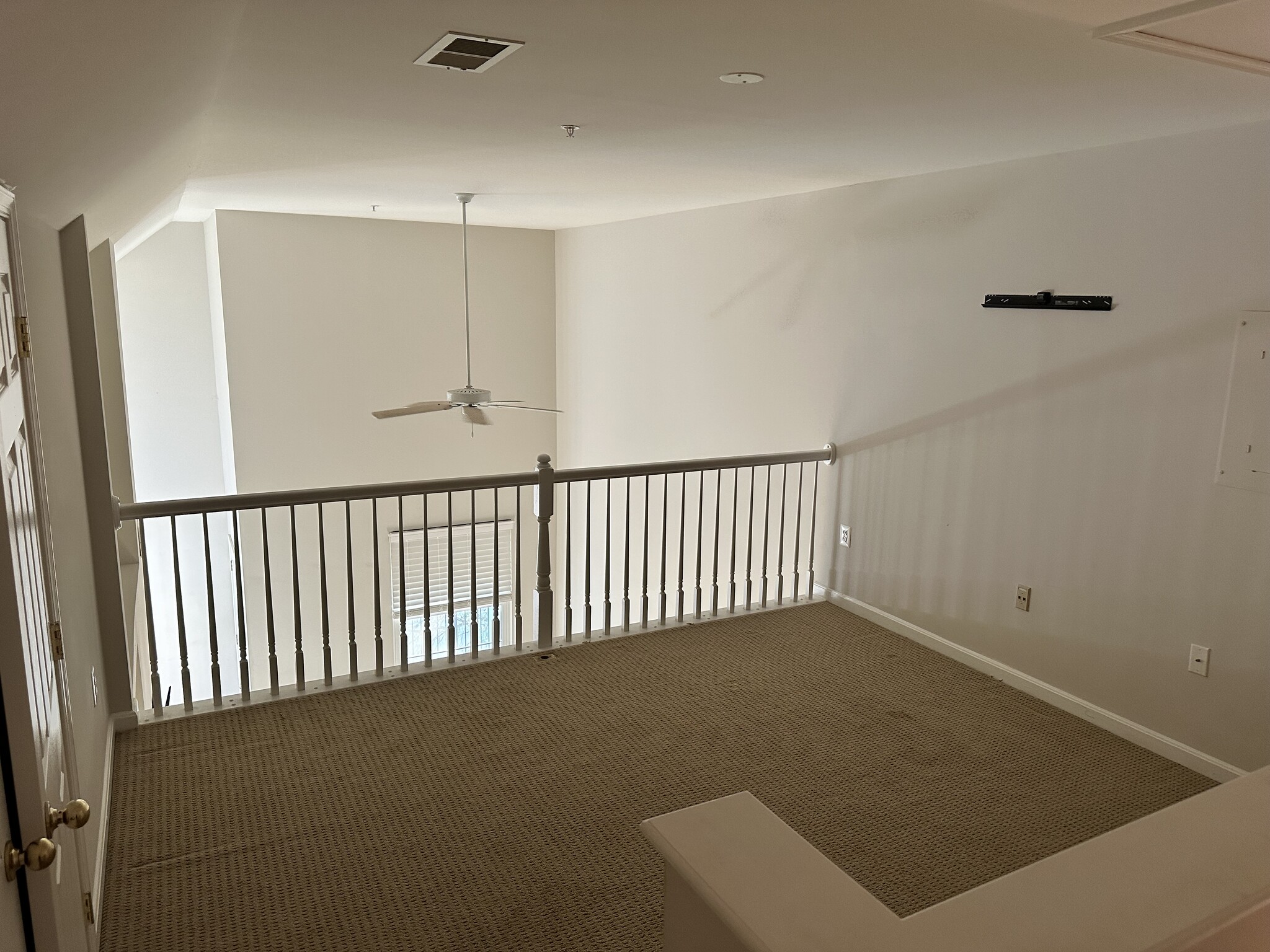 Building Photo - 20447 Chesapeake Sq