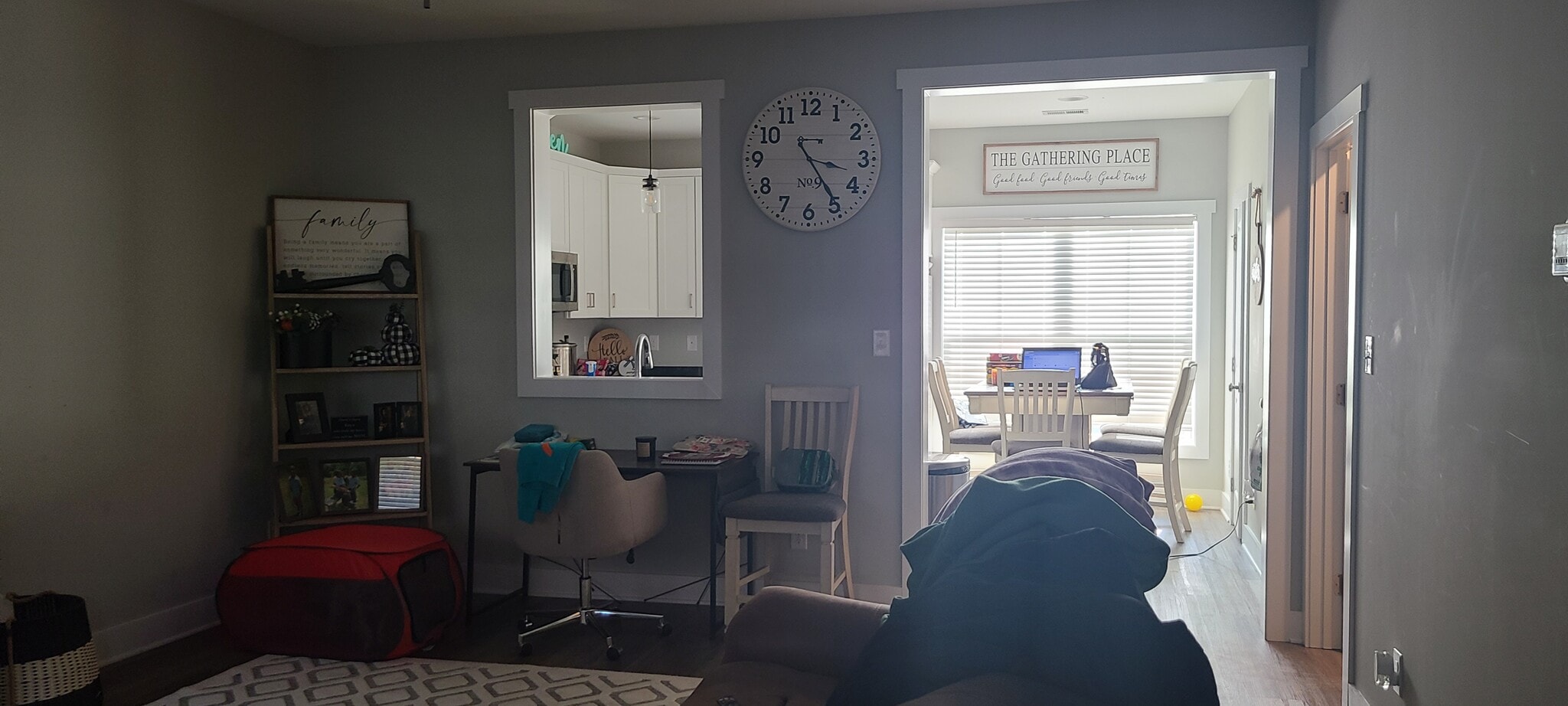 Building Photo - 151 Sunburst Villa Dr