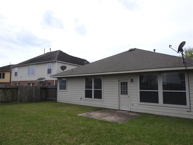 Building Photo - 2034 Monarch Hollow Ln