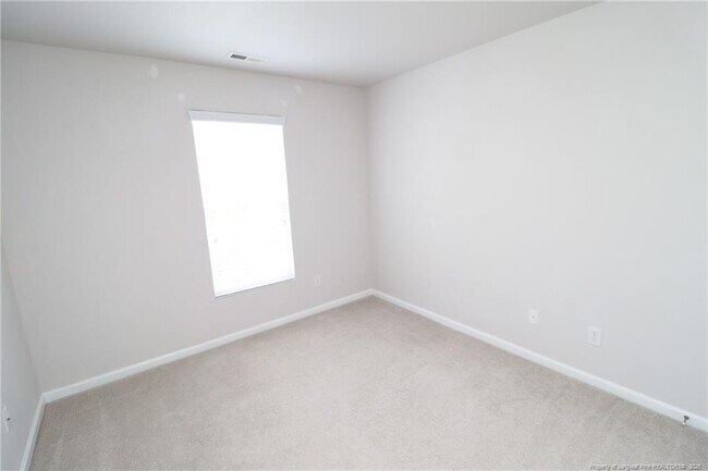 Building Photo - 7122 Racine Way