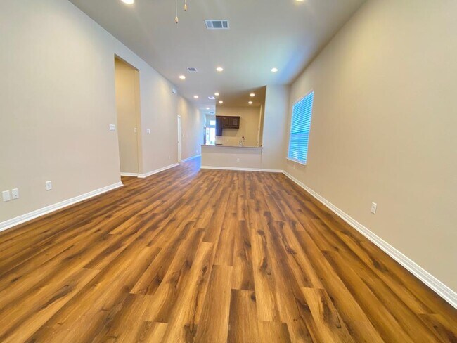 Living Room - 162 Rains