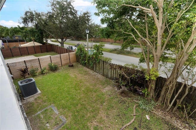 Building Photo - 9587 SW 148th Ave Cir S