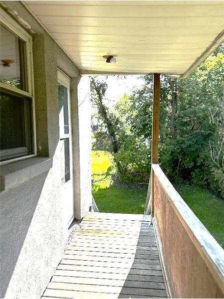 Building Photo - 634 Cove Rd