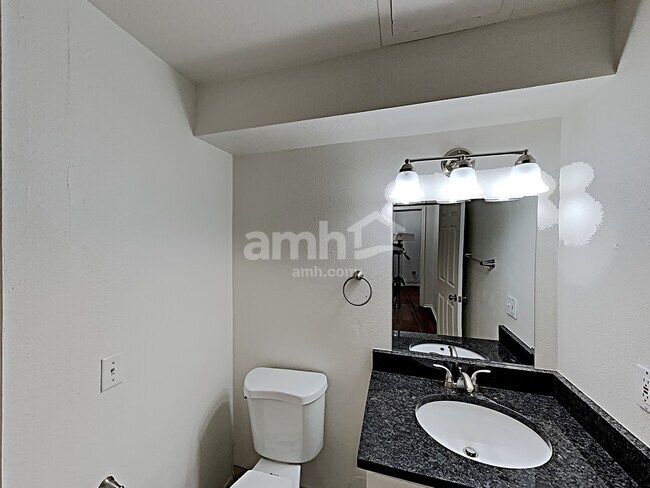 Building Photo - 6237 S 5130 W