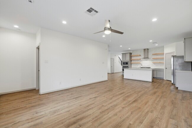 Building Photo - 12515 Newport Arch Ln