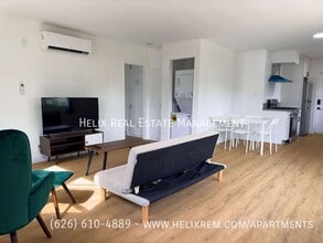 Building Photo - 721 E Garfield Ave