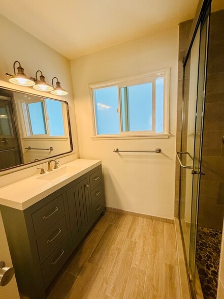 Upgraded beach chic bathroom - 811 S Catalina Ave