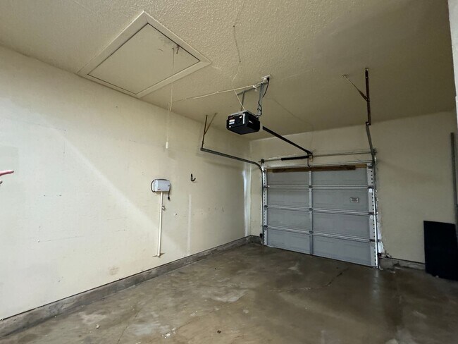 Building Photo - 1410 NW 50th St