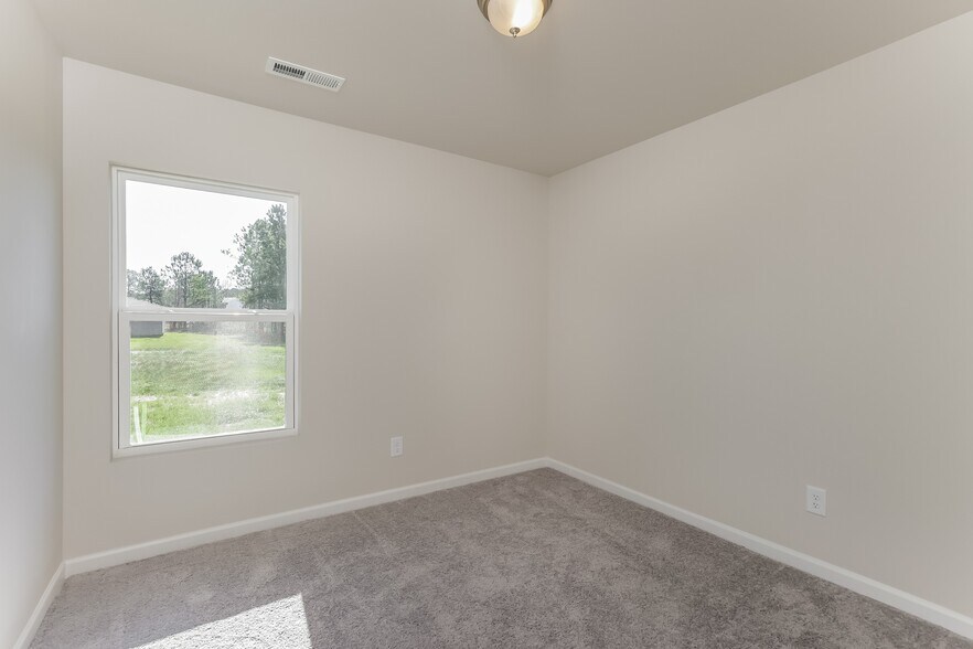 Building Photo - 1225 Zoysia Dr