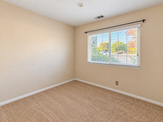 Building Photo - 4610 Chateau Park Ct