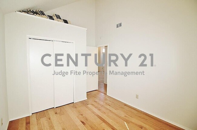 Building Photo - 7524 Arbor Hill Dr