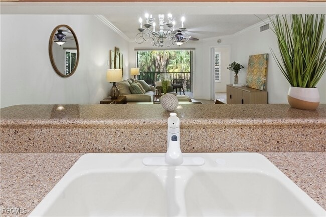 Building Photo - 15126 Parkside Dr