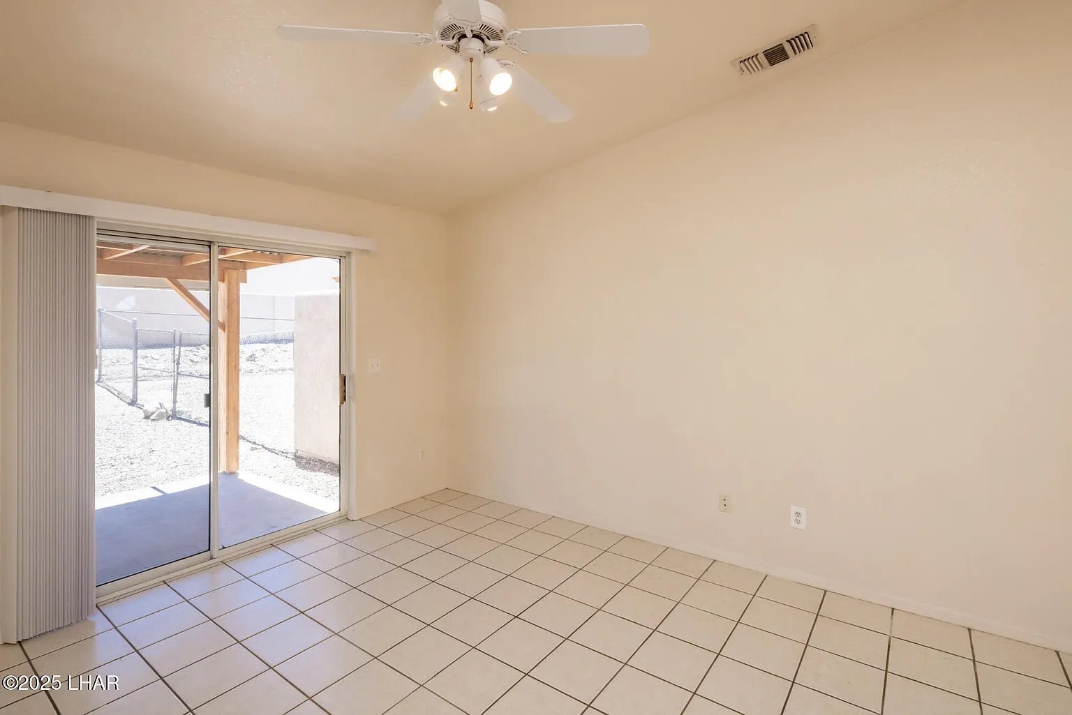 Building Photo - 3188 Desert View Ct