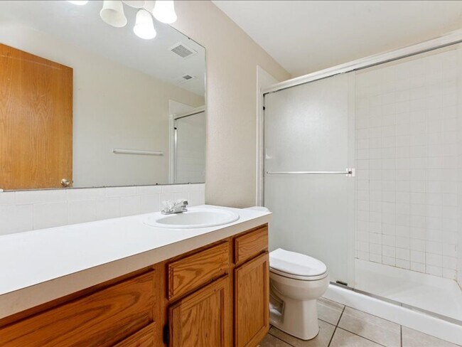 Building Photo - Great Home in Fort Collins