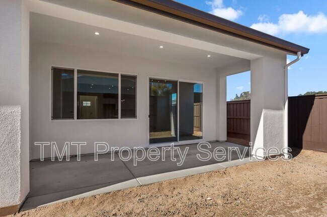 Building Photo - 9041 Ventura St