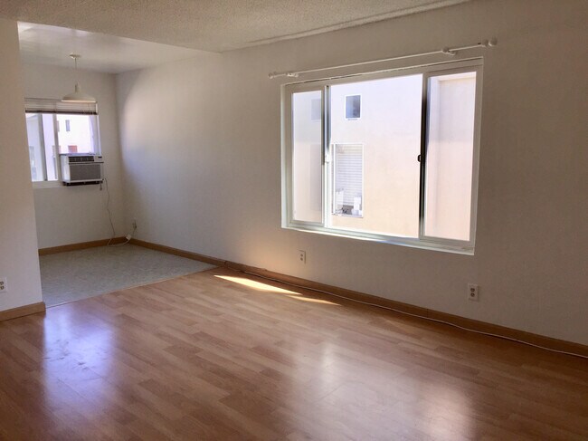 dining - living room - 1640 Berkeley St