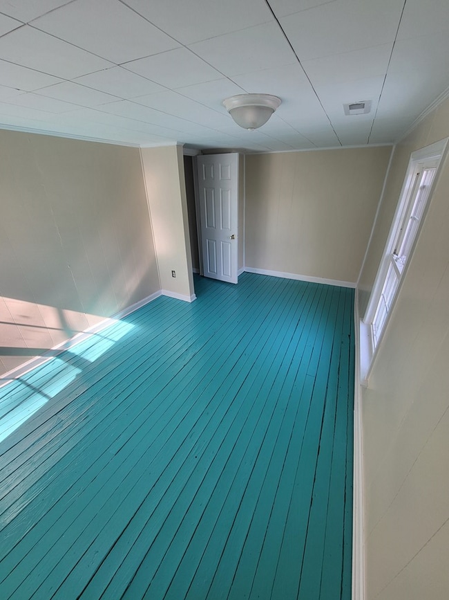 Building Photo - 15152 State Rte T-2501