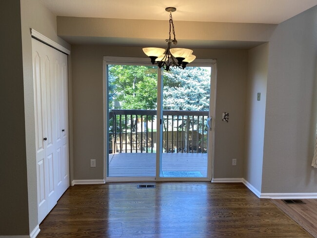 Building Photo - Highlands Ranch Home Available Now!